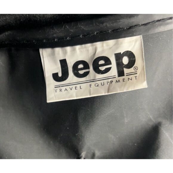 Jeep travel equipment duffel bag, two side pockets, and a large middle pocket vi - Picture 5 of 16